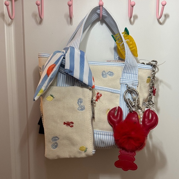 Madden Girl Handbags - Madden Girl Lobster tote